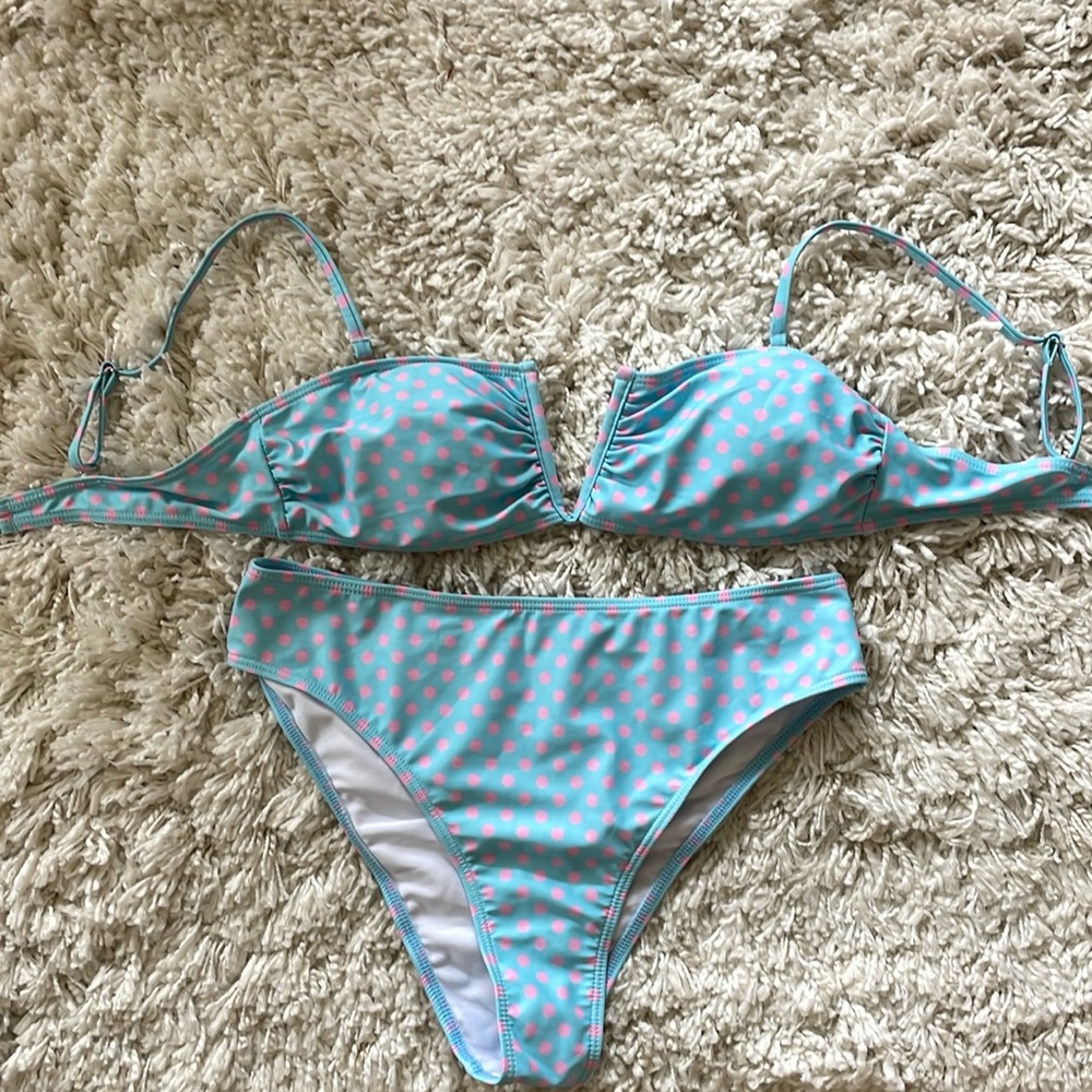 Bathing suit